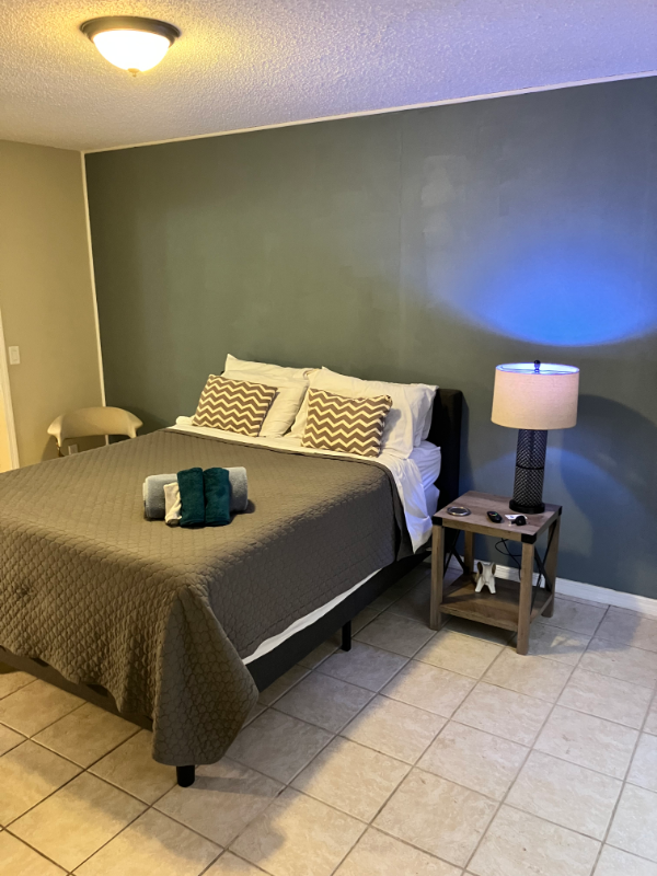ORLANDO Condo: 2948 S SEMORAN BLVD