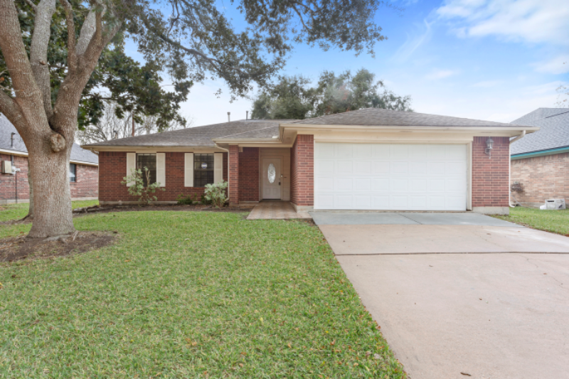 League City House: 509 Teal Dr.