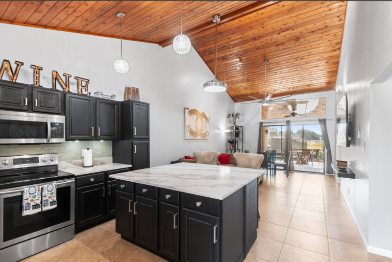 Haines City Condo: 49 Aspen Rd