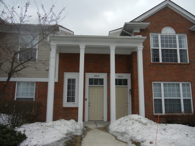 Northville Condo: 16803 Dover Dr