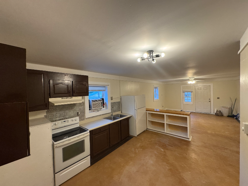 Forest City Multiplex: 706 Cherry Mountain St