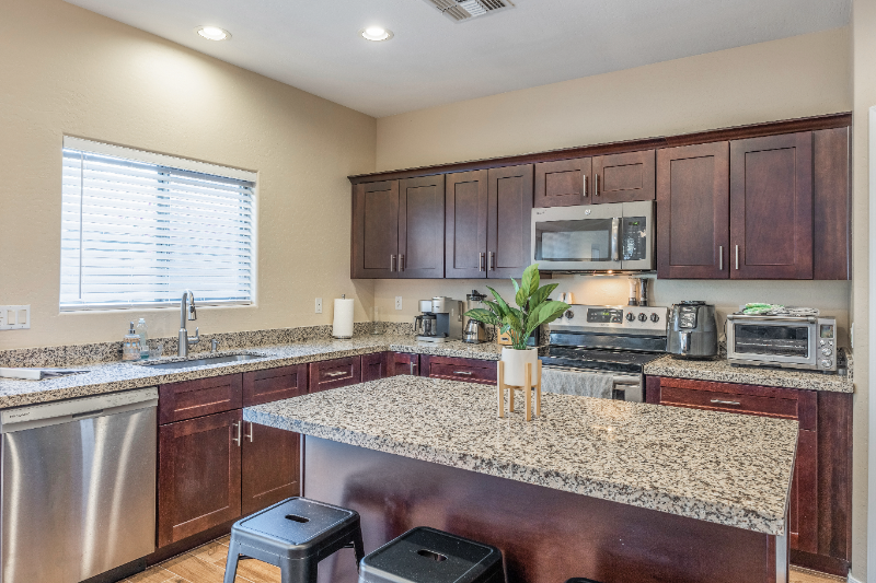 Phoenix House: 22507 N 31st Ave