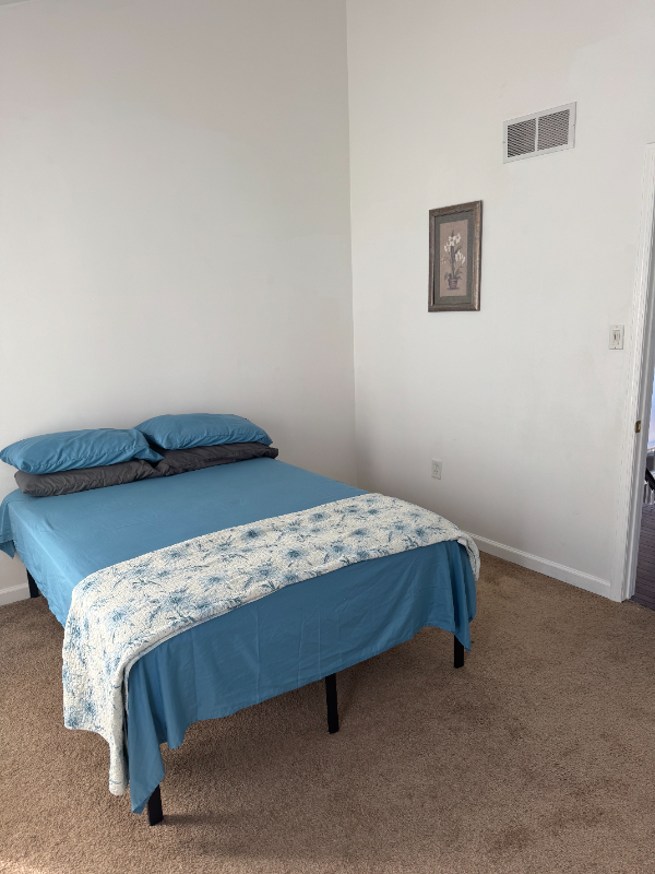 Middletown House: 103 Trupenny Turn