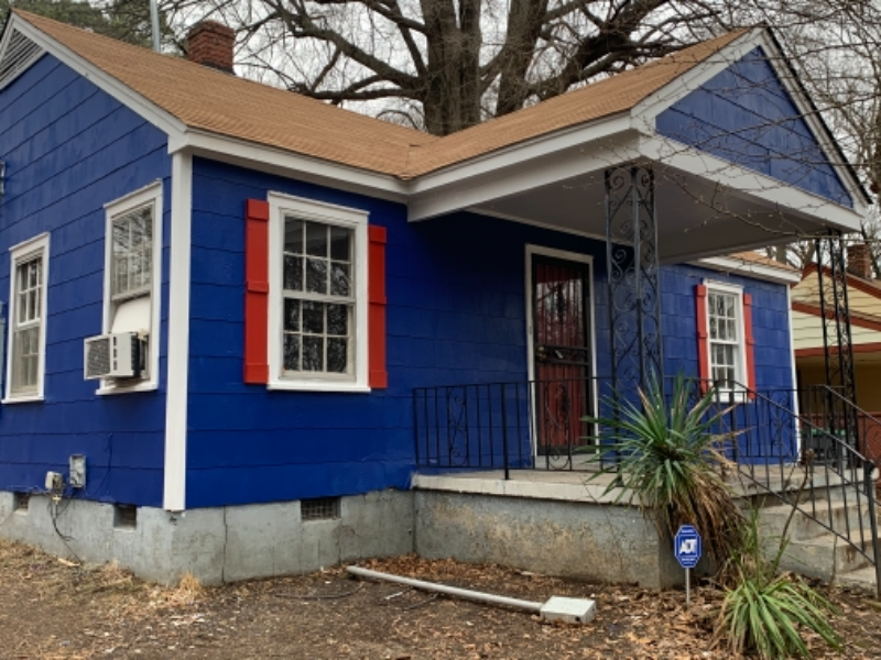 Memphis House: 1542 Delano Ave