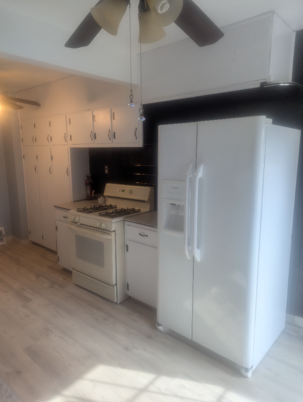 warren House: 1544 edgewood st ne