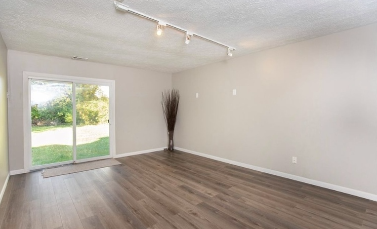 North Ridgeville Townhome: 9030 Reed Rd