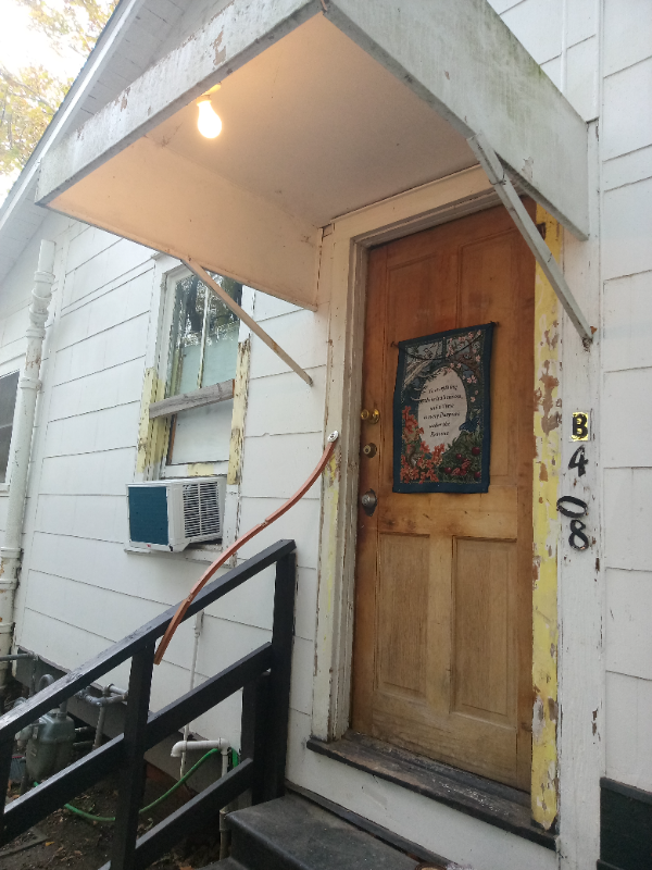 Lafayette House: 408 Voorhies