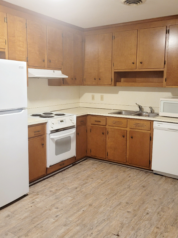 Newport News Apartment: 1252 Gatewood Rd