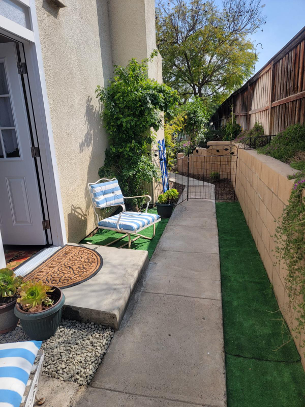 Winchester Single Room: 35301 Saguaro Dr