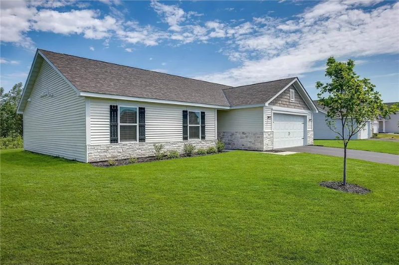 big lake House: 19271 Eagle Lake Rd S