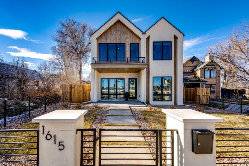 Denver House: 1615 S Franklin St