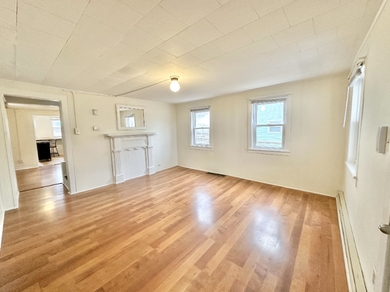 DANVILLE House: 1144 Upper Mulberry St