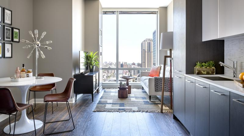 Chicago Condo: 100 W Wacker