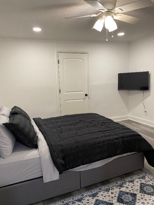 Nashville Single Room: 1523 12th Avenue North