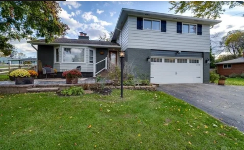 Dayton House: 710 Saddlewood Ave