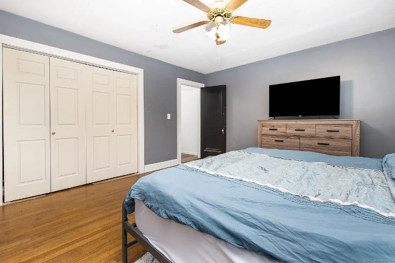 Vernon House: 29 1/2 Mountain Street