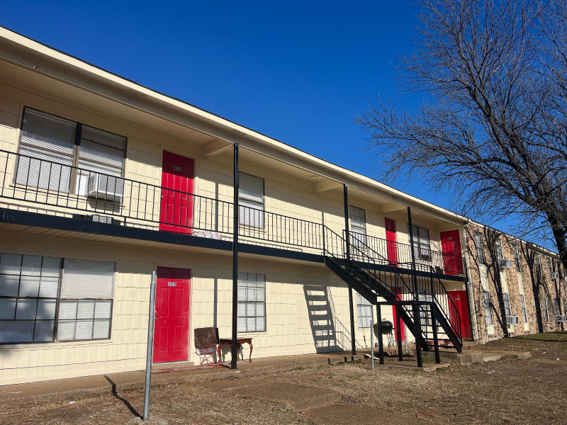 West Memphis Apartment: 2411 Talonwood Avenue