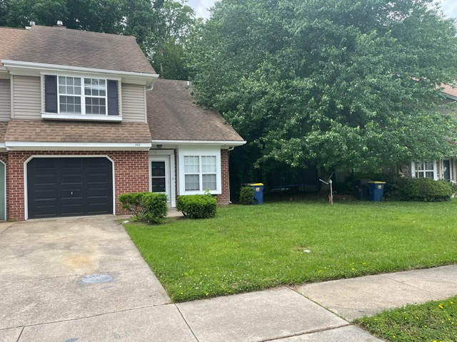Dover Townhome: 140 Stoney Dr