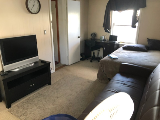 West Orange House: 9 Glenview Drive