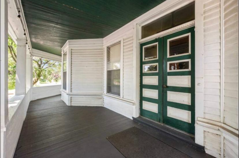 Saint Paul Apartment: 196 Mounds Blvd