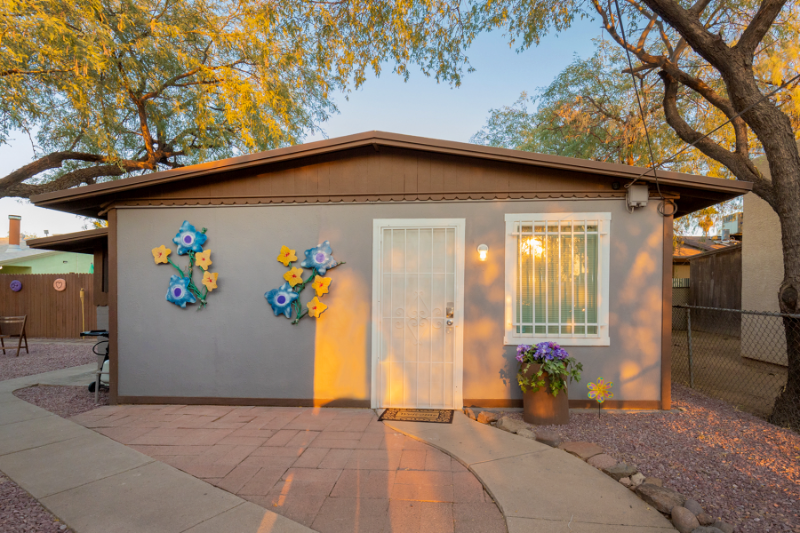Tucson House: 2618 N Edith Blvd