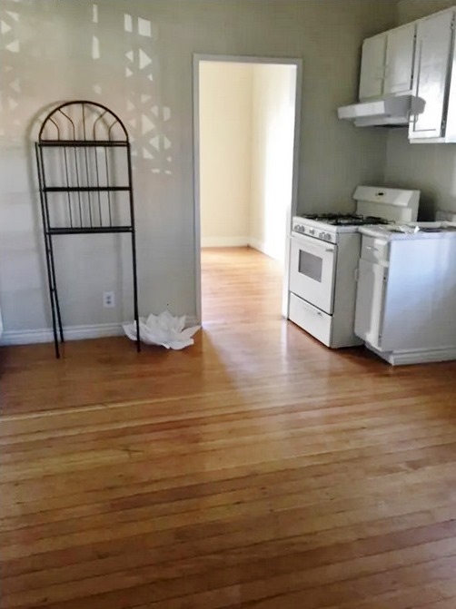 WEST HOLLYWOOD Apartment: 1114 POINSETTIA DR