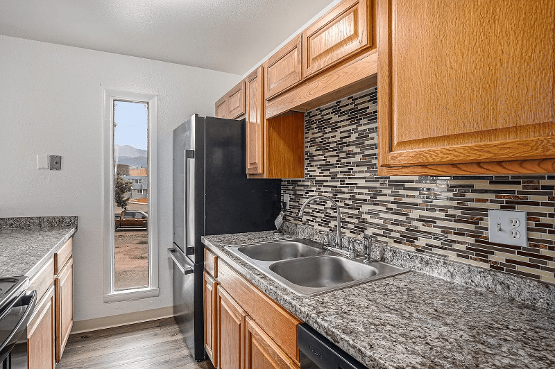 Colorado Springs Apartment: 4215 Loomis Ave