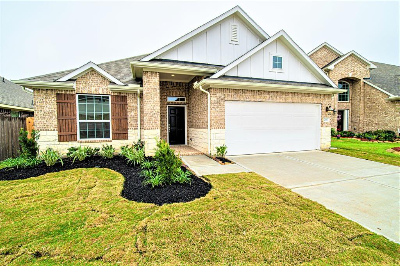Katy House: 24663 Lakecrest Pine Trl