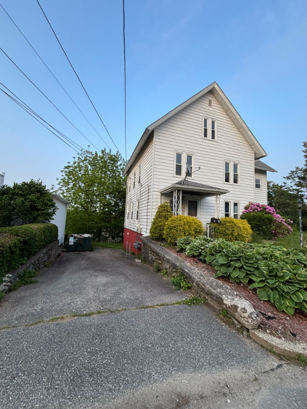 Millbury Condo: 24 Miles street