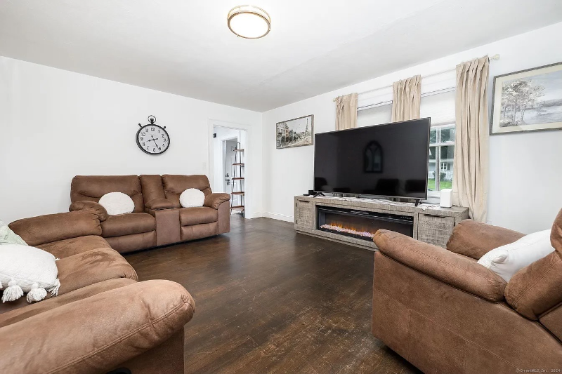 Vernon House: 29 1/2 Mountain Street