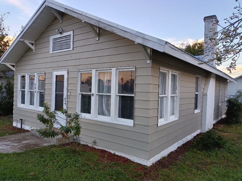 Lake Hamilton House: 308 Smith Ave