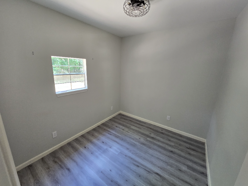 Onalaska House: 132 Broken Arrow
