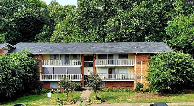 Richmond Apartment: 800 Brook Hill Rd
