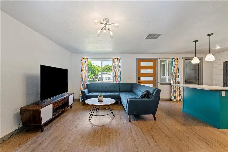 Boise House: 2034 Division Avenue