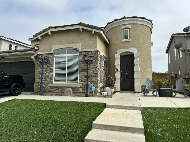 Chula Vista House: 1624 Hillsborough , Street