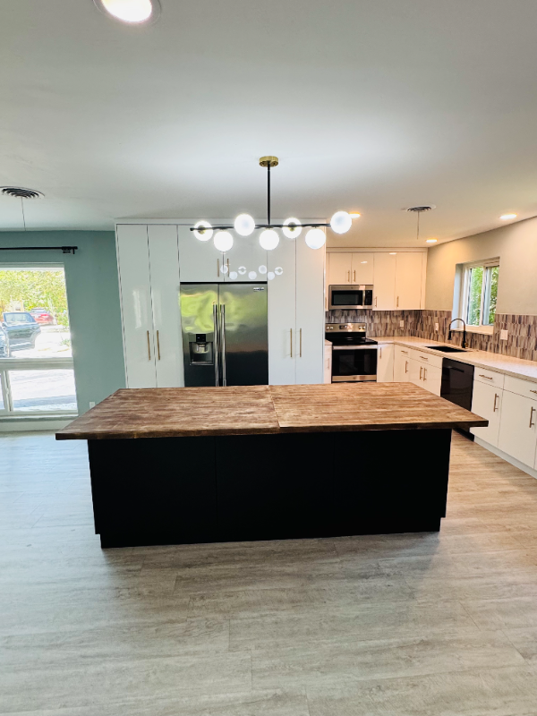 Fort Lauderdale House: 2171 NE 62nd Court