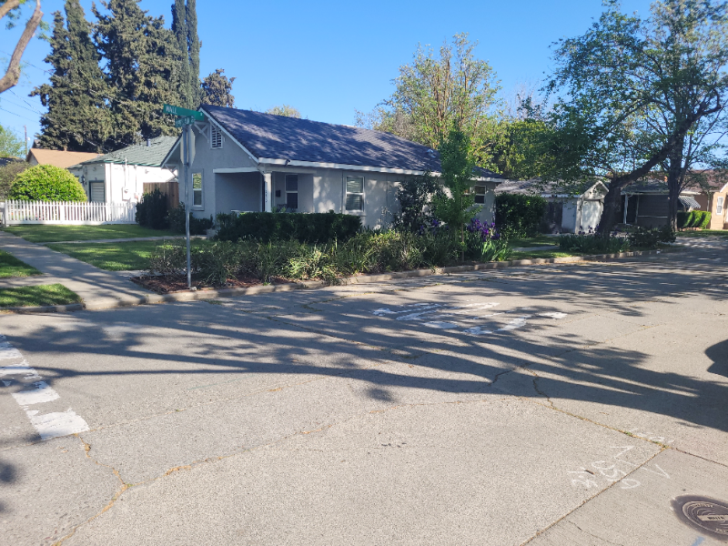 Tracy House: 360 W. Highland Ave.