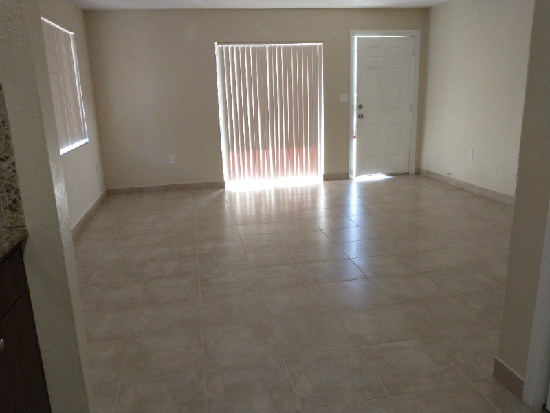 HIALEAH Townhome: 43 PL WEST