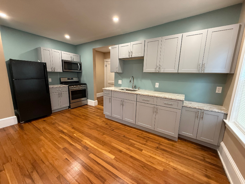 Roslindale Condo: 4029 Washington St
