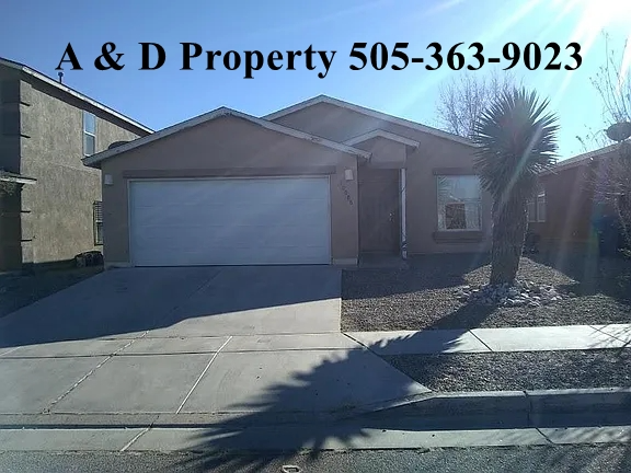Albuquerque House: 10008 Cartagena Ave SW