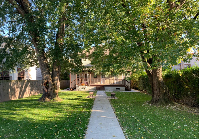 Dickson City House: 1017 Main Street