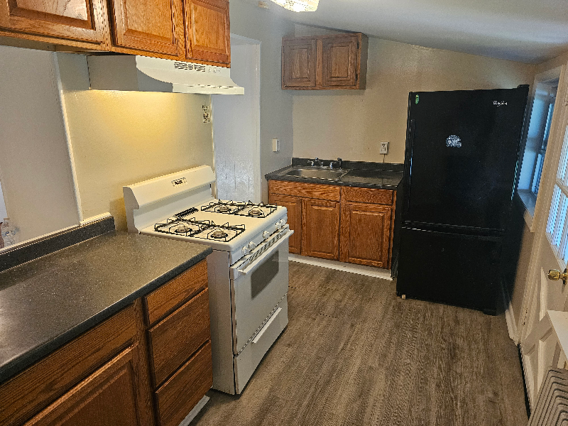 Norristown Townhome: 305 Buttonwood St