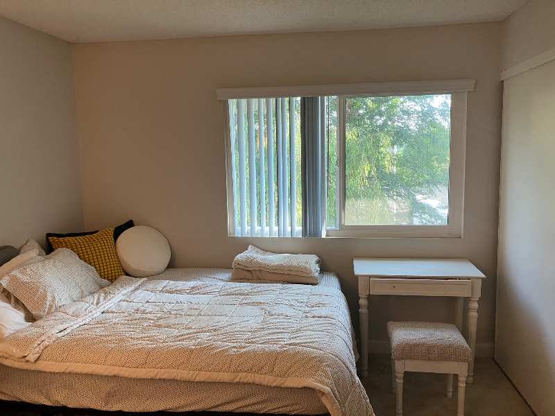 Westminster Single Room: 8882 Heil Ave