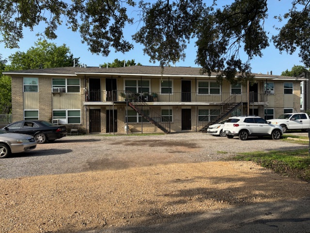 Houston Apartment: 3502 Campbell Street