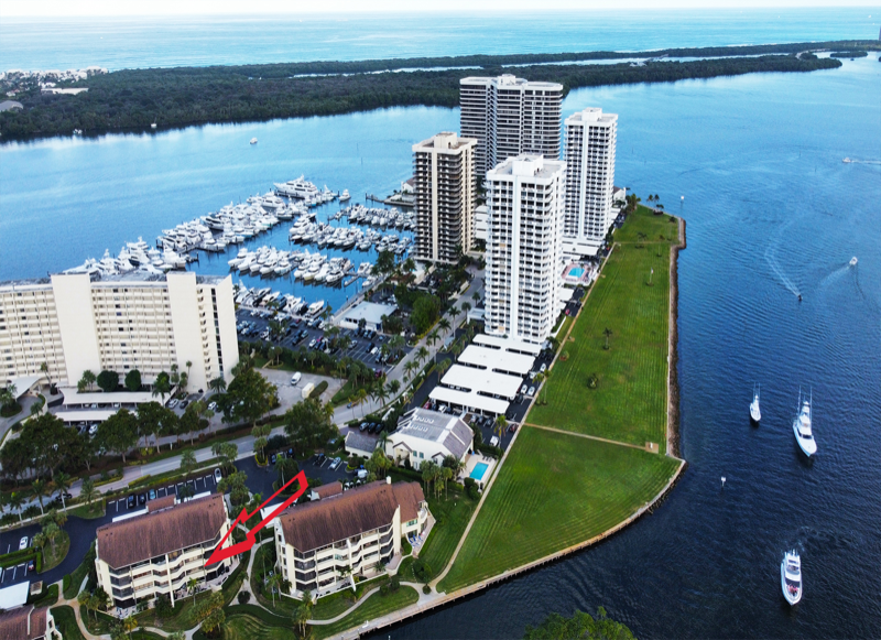 North Palm Beach Townhome: 1117 Marine Way E