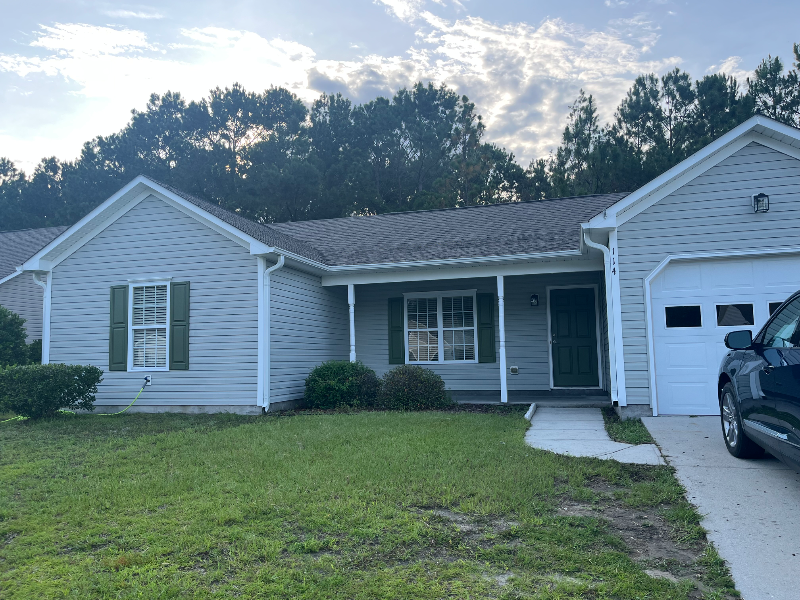 Holly Ridge House: 114 Belvedere Dr