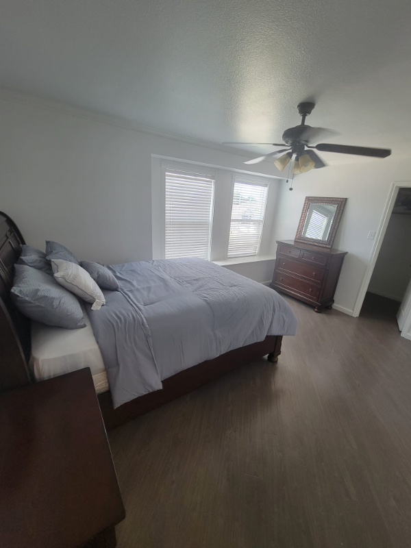 Fort Worth House: 2028 Valley Forge Trl