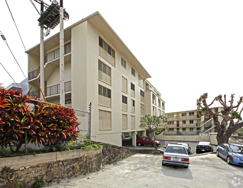 Honolulu Condo: 1099 Green Street