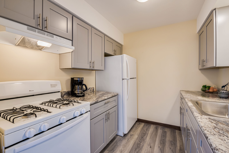 Greenfield Apartment: 4340-4344-4348-4352-4356 W. Loomis Rd.