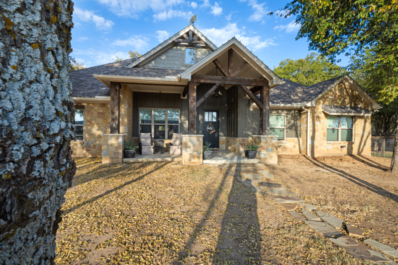Bridgeport House: 512 Barham